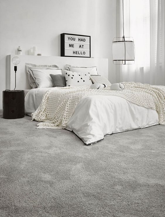 ковровое покрытие в спальне.jpg