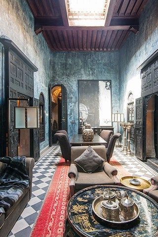 гостиная в марокканском стиле.jpg