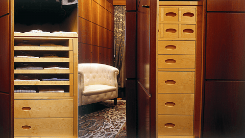 Luxury customized italian furnitured produced of solid wood